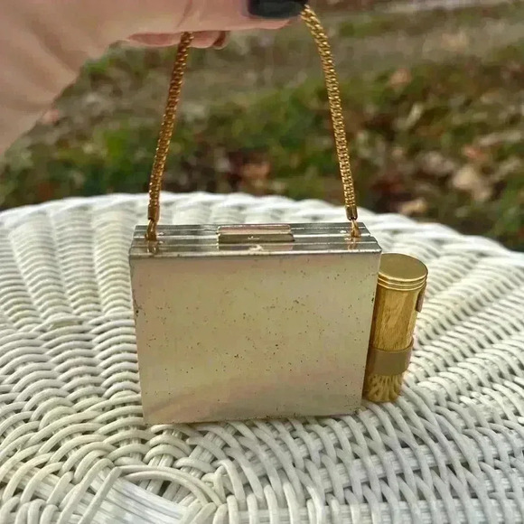 Vintage Gold and Silver Floral compact. Clutch. Gold compact. Antique. Fancy - Picture 7 of 11